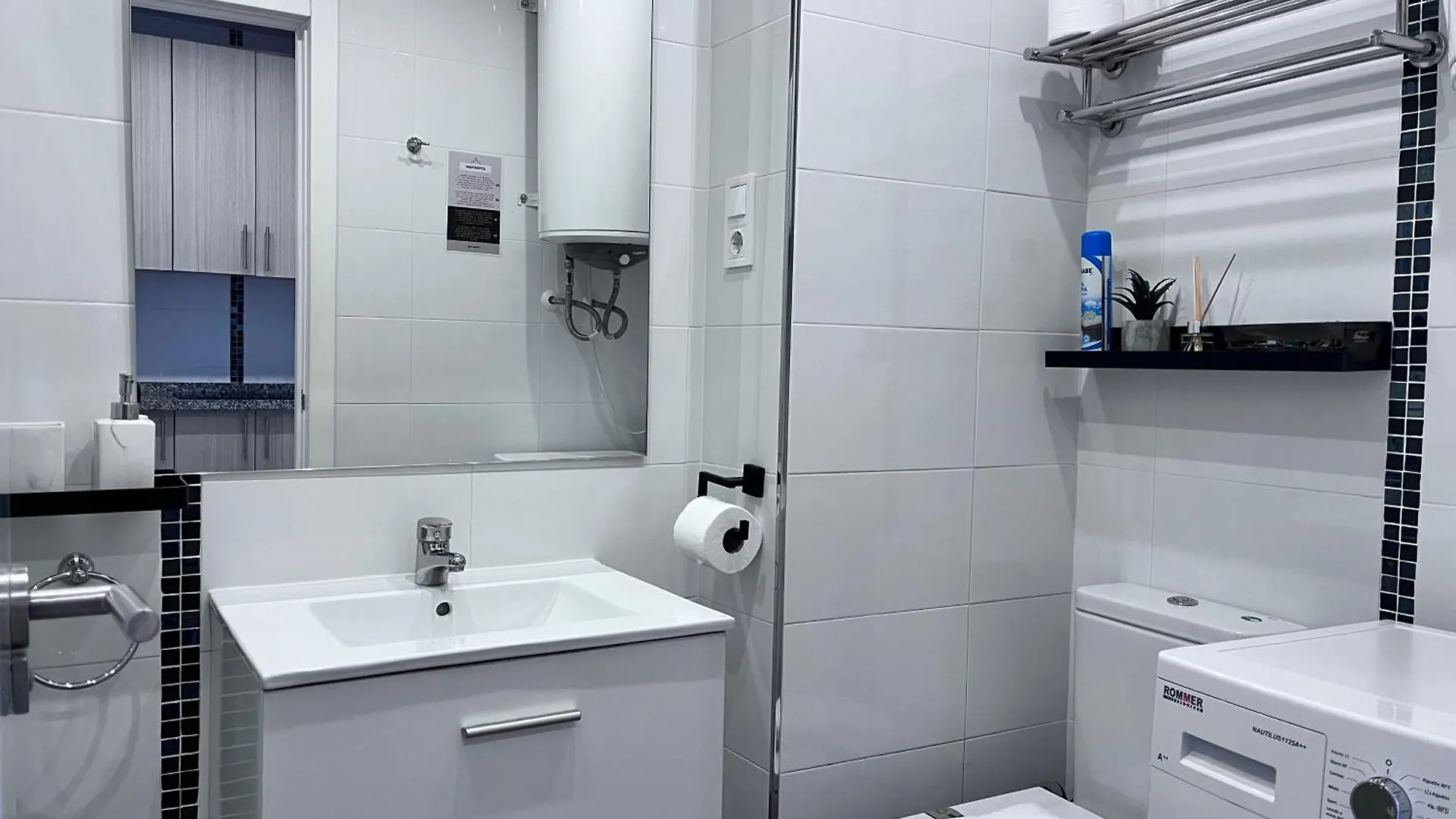 Apartment Style & Comfort In Benalmadena - Pool Available Seasonally Spain