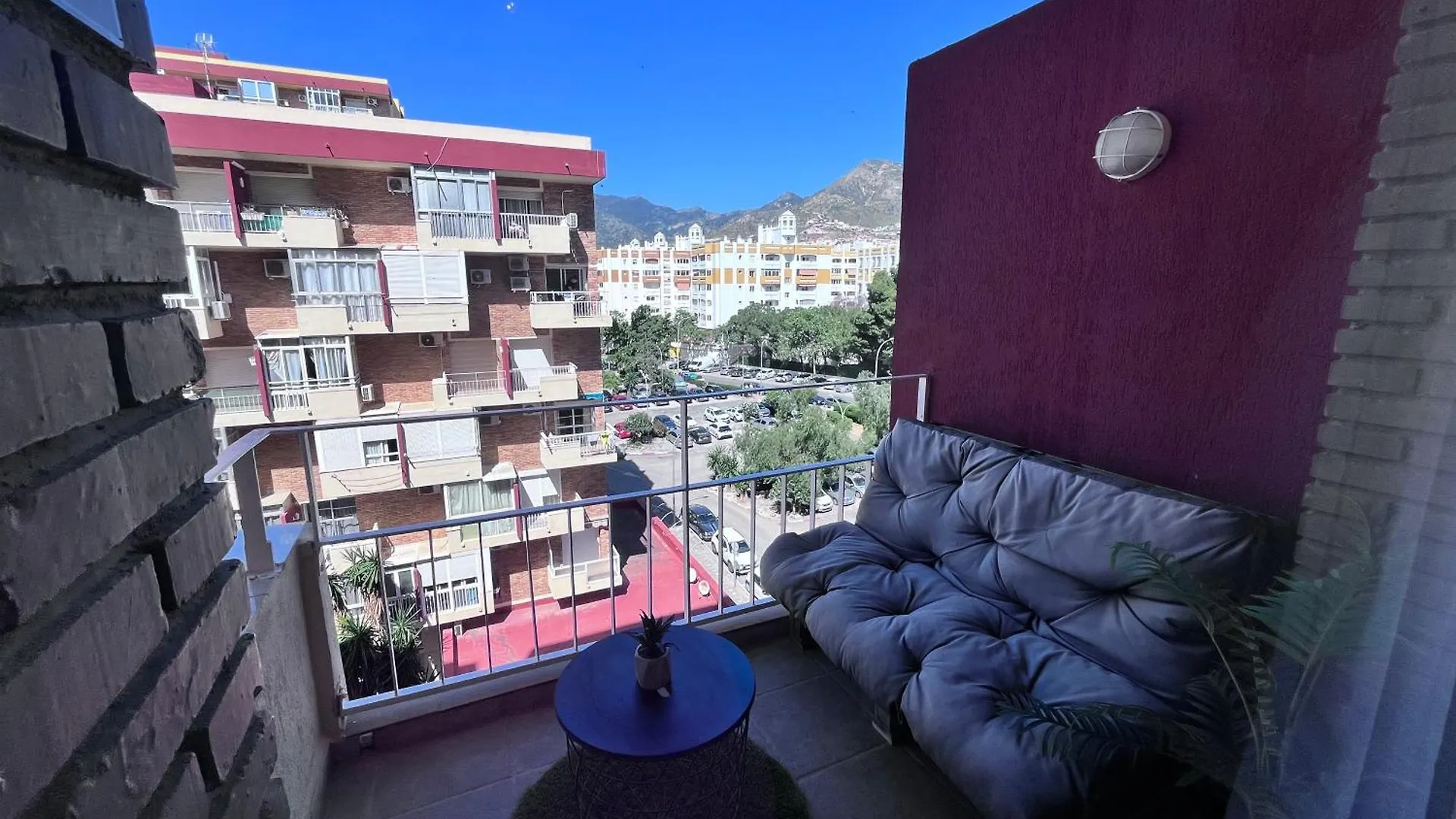 Apartment Style & Comfort In Benalmadena - Pool Available Seasonally